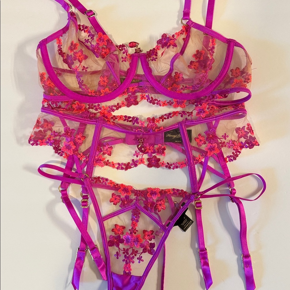 SOLD Honey Birdette Floral Lingerie Set Garter 34D Small - Picture 3 of 13